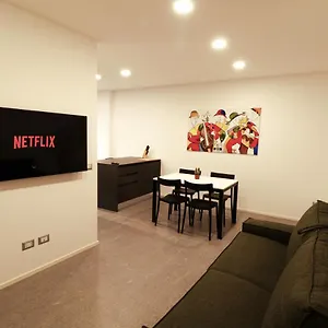 Hosting Studio - 2 Sondrio