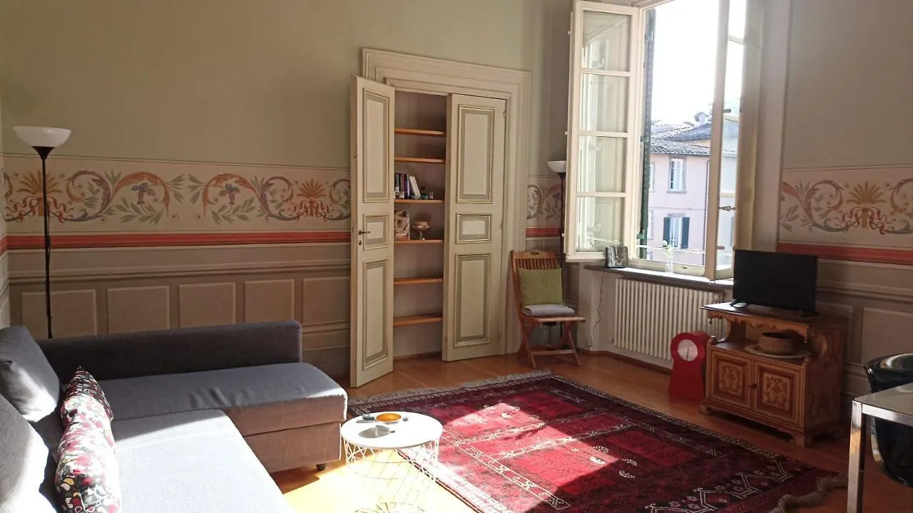 Puccini'S Home, Elegant Apartment In Piazza Puccini Lucca Italy